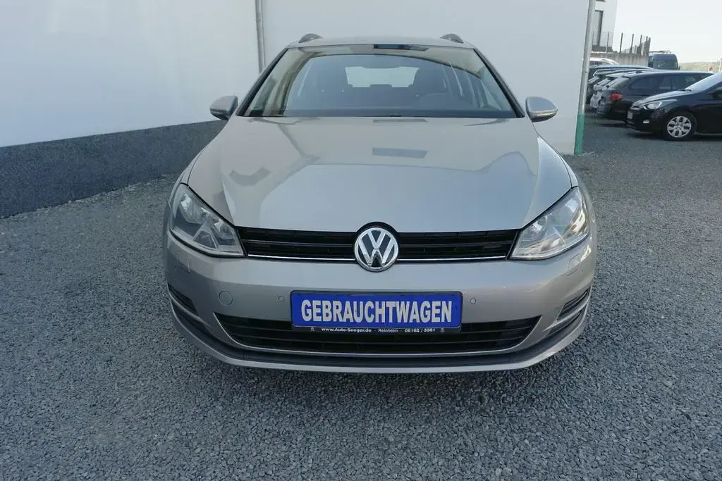Gebraucht VW Golf VII 110 PS (80 kW) 2016 Silber Limousine