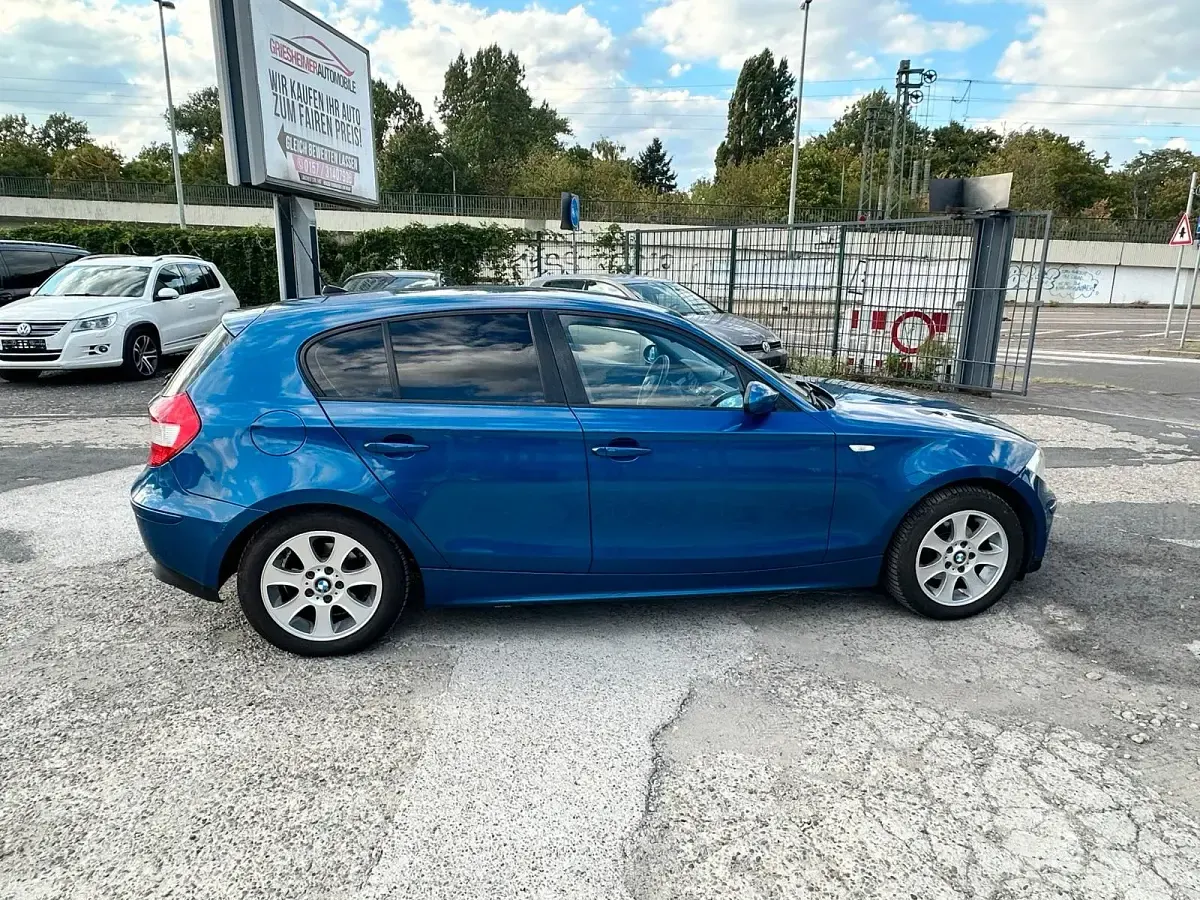 Gebraucht BMW 118 122 PS (89 kW) 2005 Blau Kleinwagen