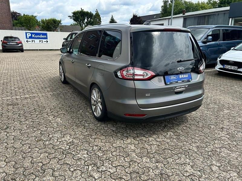 Gebraucht Ford Galaxy Vignale 241 PS (177 kW) 2019 Blau Van / Kleinbus