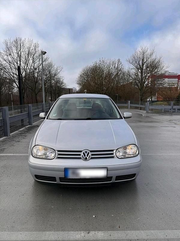 Gebraucht VW Golf IV 101 PS (74 kW) 1999 Silber Kleinwagen