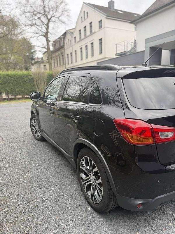 Gebraucht Mitsubishi ASX Top 150 PS (110 kW) 2016 Schwarz SUV