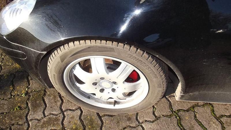 Gebraucht Mercedes SLK200 163 PS (119 kW) 2007 Schwarz Cabrio