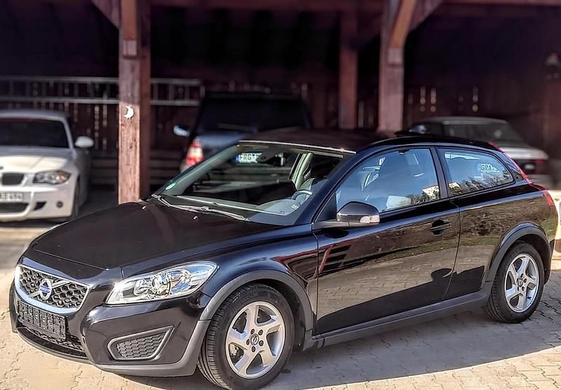 Gebraucht Volvo C30 109 PS (80 kW) 2010 Schwarz Kleinwagen