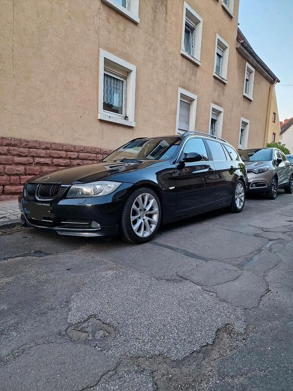 Gebraucht BMW 330 2008 Schwarz Kombi