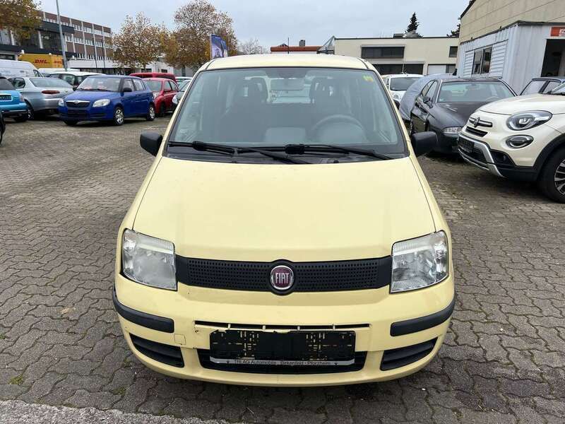 (giallo ottimista (vr541/a)) Gebraucht 2009 Fiat Panda Active Kleinwagen | 1.299 € (Guter Preis) - Bild 1/4