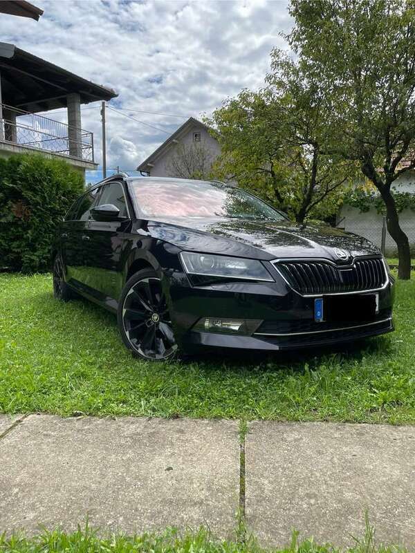 Gebraucht 2016 Skoda Superb Style Kombi | 21.199 € (Etwas zu teuer) - Bild 1/4