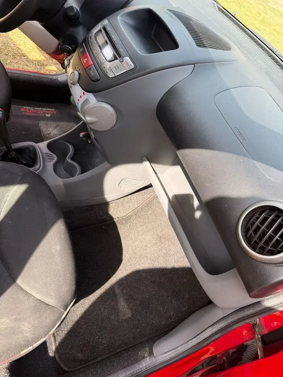 Gebraucht Citroën C1 Style 68 PS (50 kW) 2011 Rot Kleinwagen
