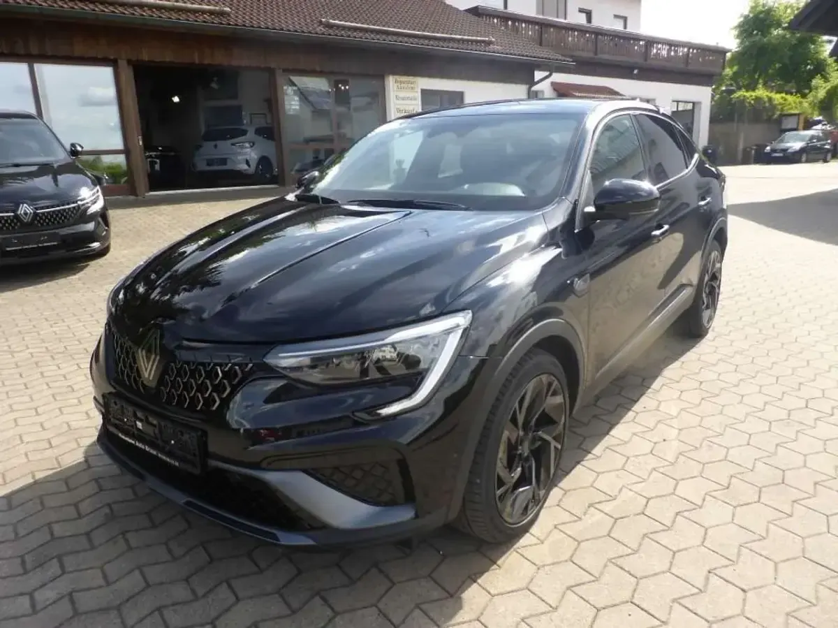 Gebraucht Renault Arkana Esprit Alpine 140 PS (102 kW) 2025 Schwarzmetallic SUV