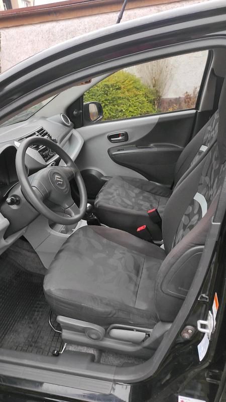 Gebraucht Suzuki Alto 68 PS (50 kW) 2012 Schwarz Kleinwagen