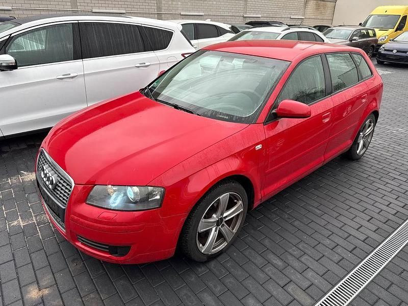 Gebraucht Audi A3 Attraction 150 PS (110 kW) 2005 Rot Kleinwagen