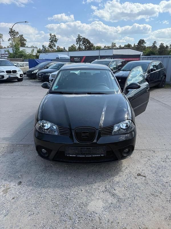 Schwarz Gebraucht 2010 Seat Ibiza Kleinwagen | 2.499 € - Bild 1/4