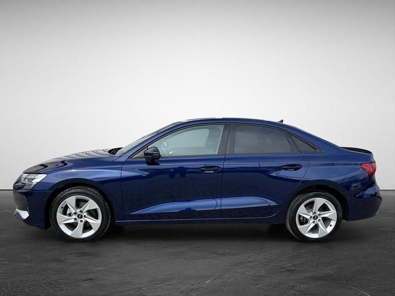 Second-hand Audi A3 Advanced 150 CP (110 kW) 2025 Albastru Berlinǎ