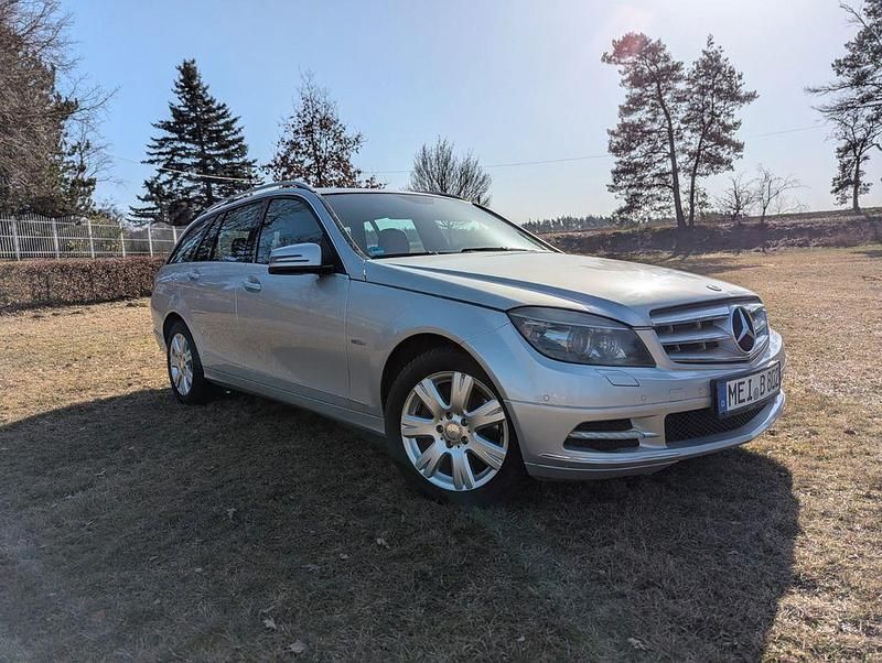 Gebraucht Mercedes C220 170 PS (125 kW) 2010 Silber Limousine