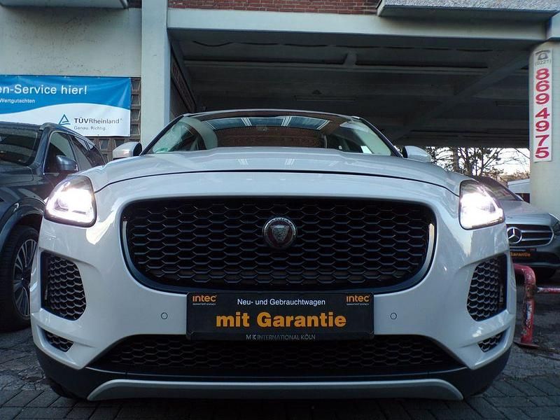 Grau Gebraucht 2019 Jaguar E-Pace R-Dynamic SUV | 19.900 € (Fairer Preis) - Bild 1/4