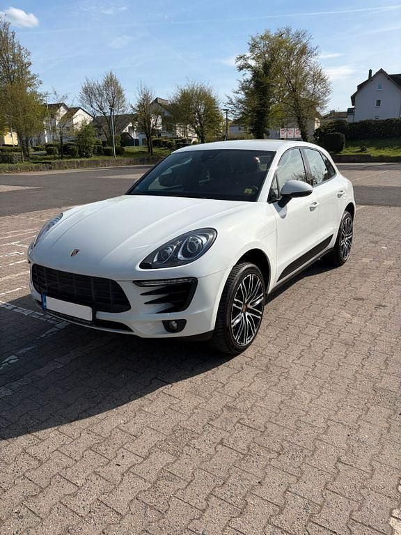 Gebraucht Porsche Macan S 258 PS (189 kW) 2015 Weiß SUV