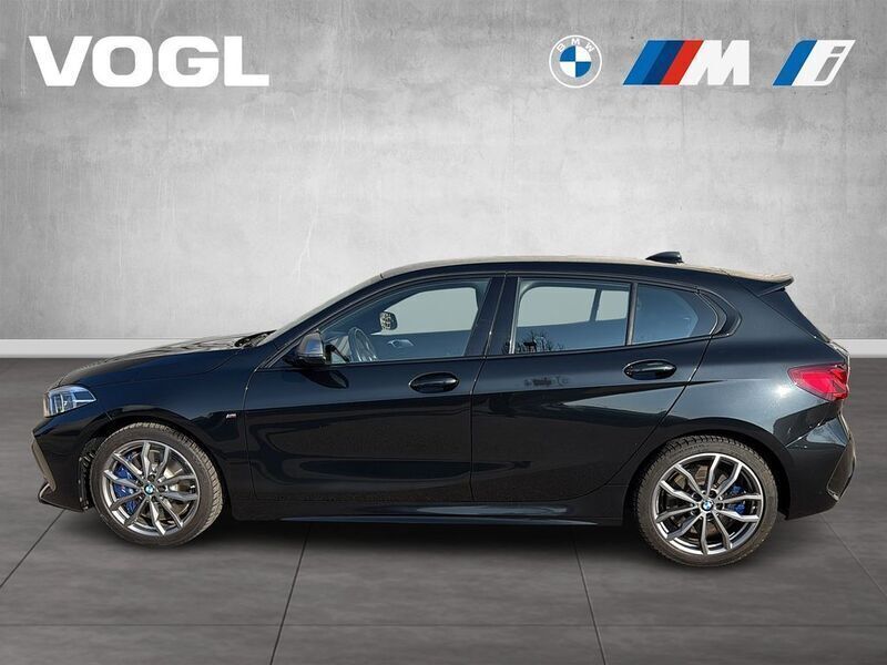 Gebraucht BMW M135 Performance 306 PS (225 kW) 2020 Saphirschwarz Kleinwagen