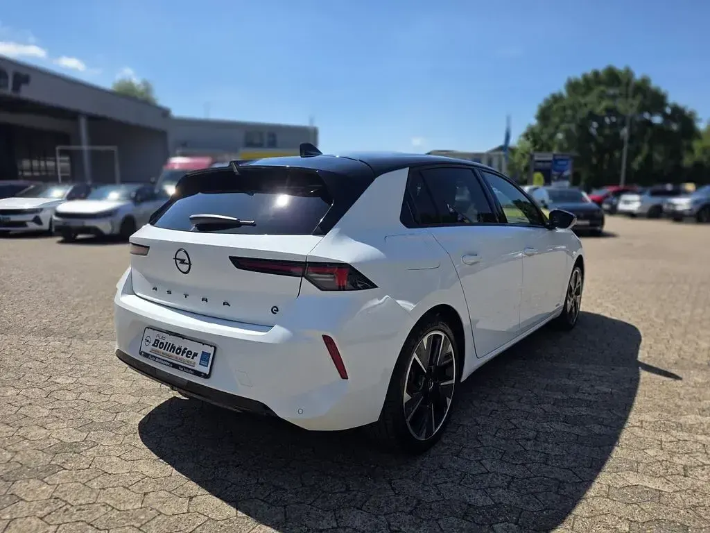 Gebraucht Opel Astra Ultimate 114 kW (156 PS) 2025 Weiß Kleinwagen