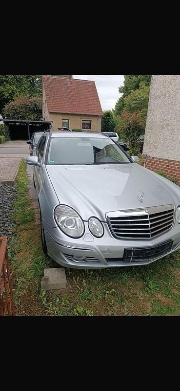 Gebraucht Mercedes E220 Avantgarde 170 PS (125 kW) 2009 Kombi