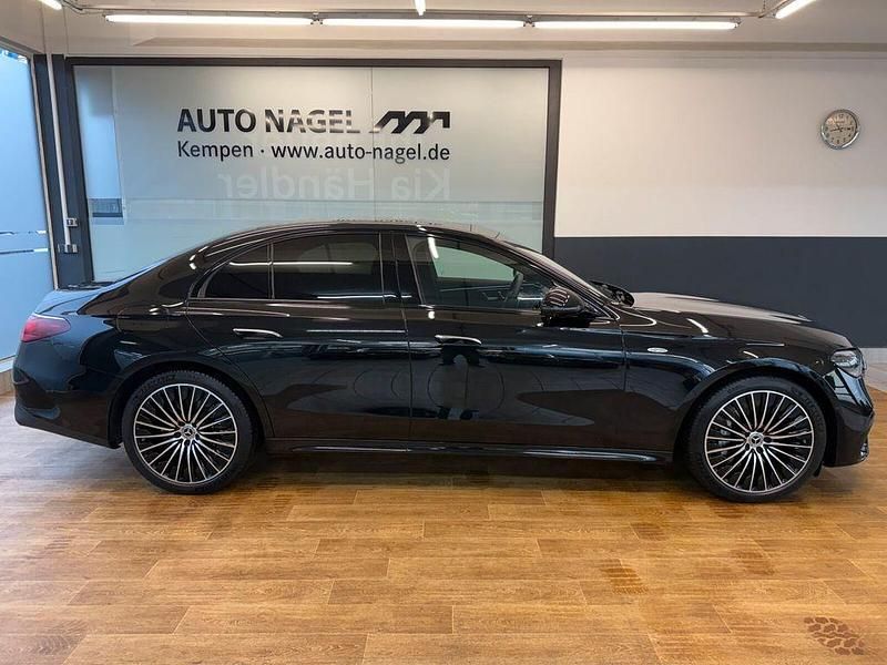 Gebraucht Mercedes E400 AMG 381 PS (280 kW) 2025 Schwarz Limousine