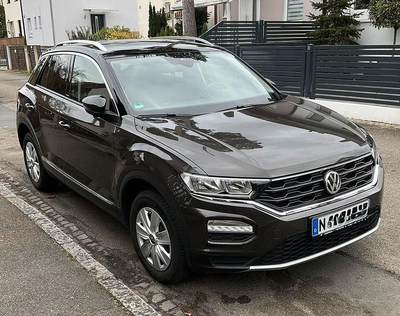 Braun Gebraucht 2019 VW T-Roc IQ Drive SUV | 16.700 € (Fairer Preis) - Bild 1/4