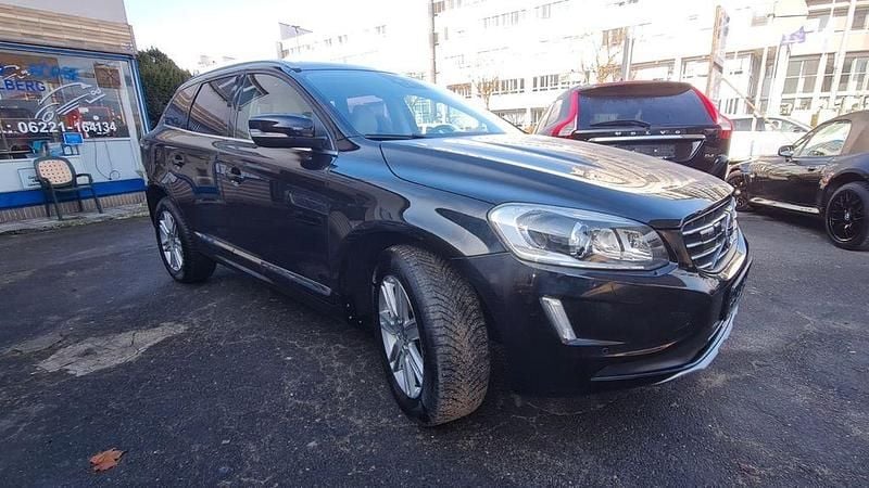 Gebraucht Volvo XC60 Summum 220 PS (161 kW) 2016 Schwarz SUV