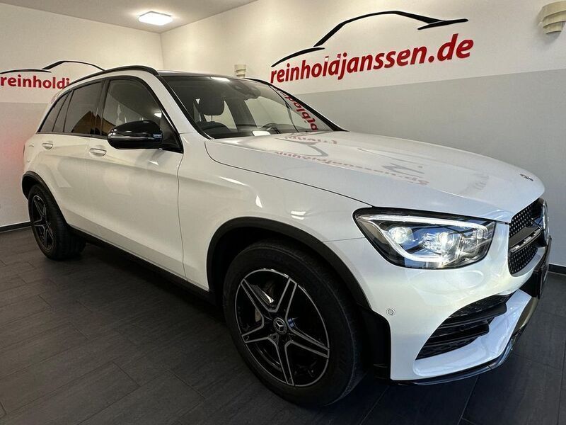 Weiß Gebraucht 2019 Mercedes GLC300 AMG SUV | 37.490 € (Fairer Preis) - Bild 1/4