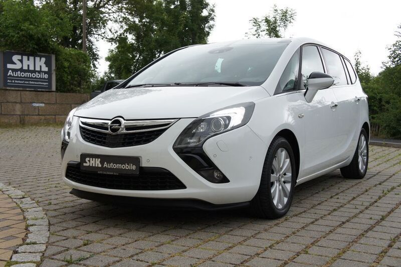 Weiß Gebraucht 2013 Opel Zafira Tourer Innovation Van / Kleinbus | 5.990 € (Superpreis) - Bild 1/4