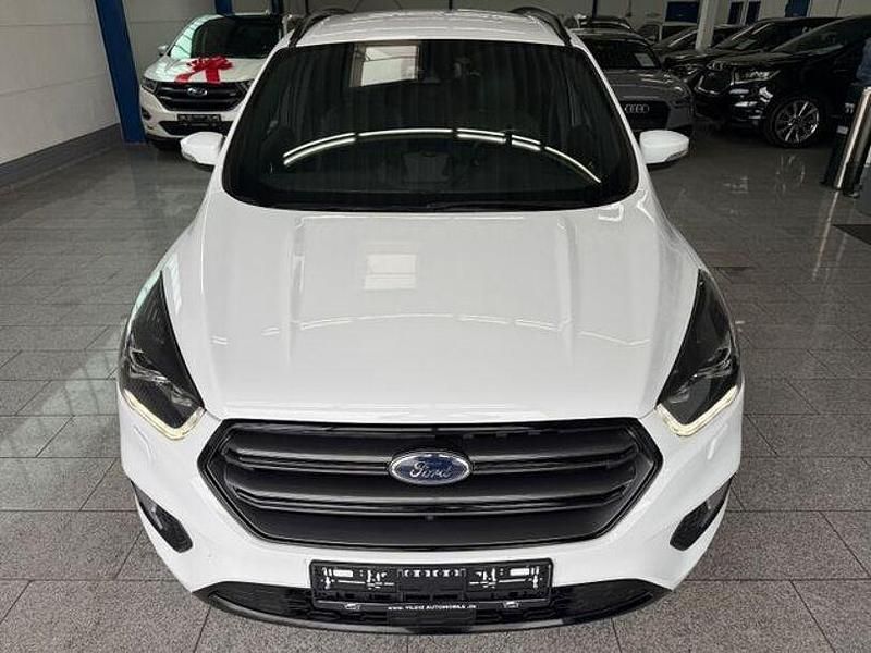 Gebraucht Ford Kuga ST-Line 180 PS (132 kW) 2017 Weiß SUV