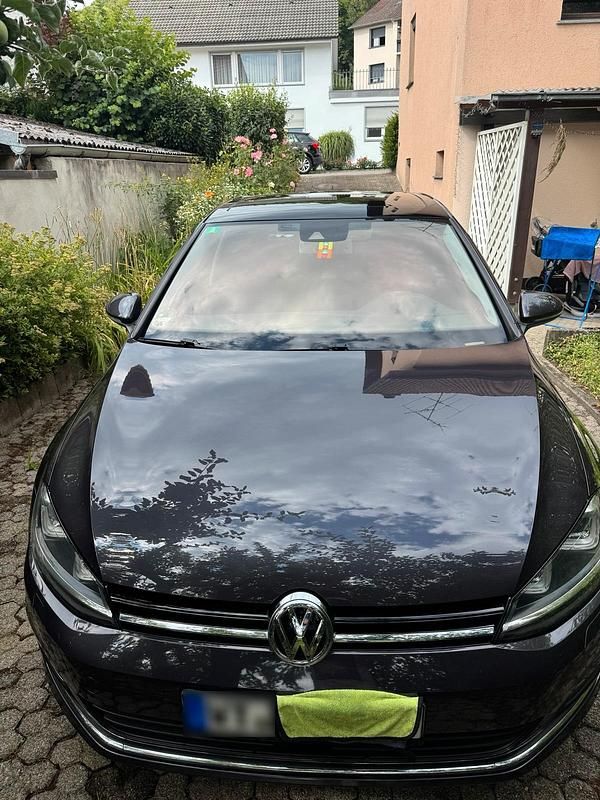 Gebraucht VW Golf VII LOUNGE 150 PS (110 kW) 2015 Grau Limousine