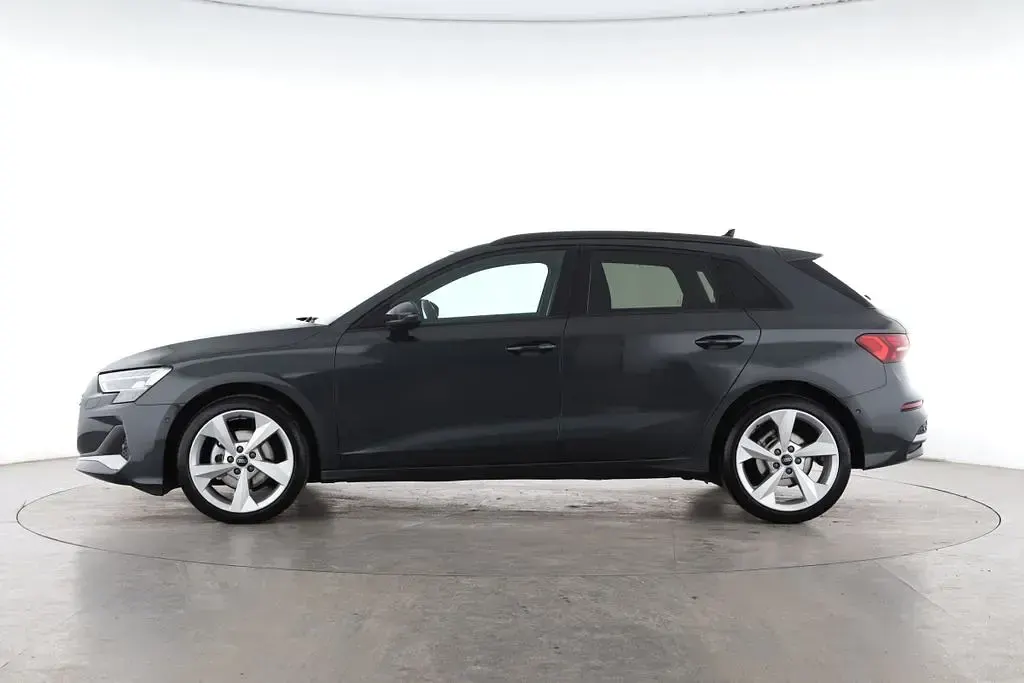 Gebraucht Audi A3 Advanced 116 PS (85 kW) 2024 Manhattangrau Limousine