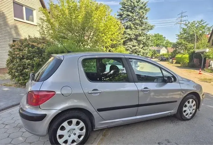Gebraucht Peugeot 307 109 PS (80 kW) 2003 Silber Kleinwagen
