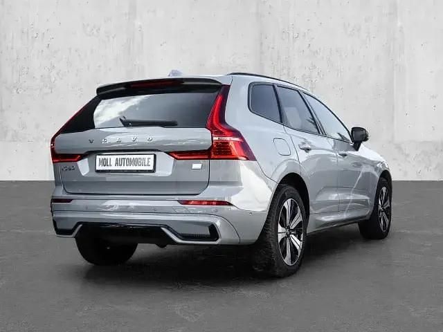 Gebraucht Volvo XC60 Plus 398 PS (292 kW) 2023 Vapour grey / metallic SUV