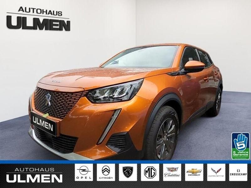 Gebraucht Peugeot e-2008 Active 100 kW (136 PS) 2021 Orange SUV