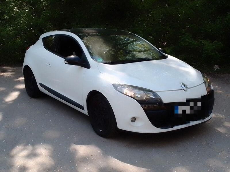 Weiß Gebraucht 2011 Renault Mégane GT Line GT-Line Coupé | 3.200 € (Fairer Preis) - Bild 1/4