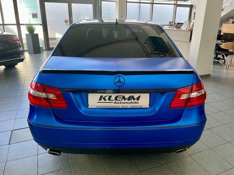 Gebraucht Mercedes E350 292 PS (214 kW) 2010 Blau Limousine