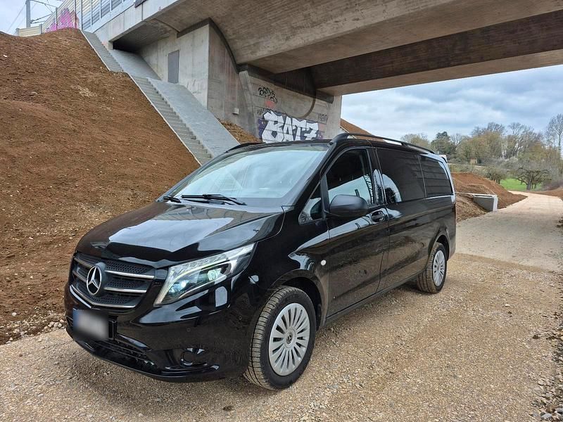 Gebraucht Mercedes Vito 190 PS (139 kW) 2018 Schwarz Van