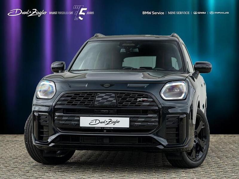 Grau Gebraucht 2024 Mini Cooper Countryman SUV | 40.999 € - Bild 1/4