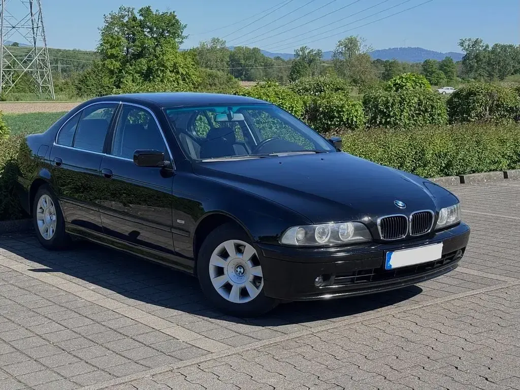 Second-hand BMW 525 192 CP (141 kW) 2000 Negru Berlinǎ