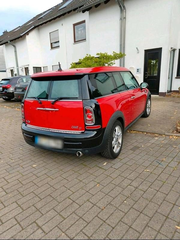 Rot Gebraucht 2010 Mini One Clubman Kombi | 4.600 € - Bild 1/4
