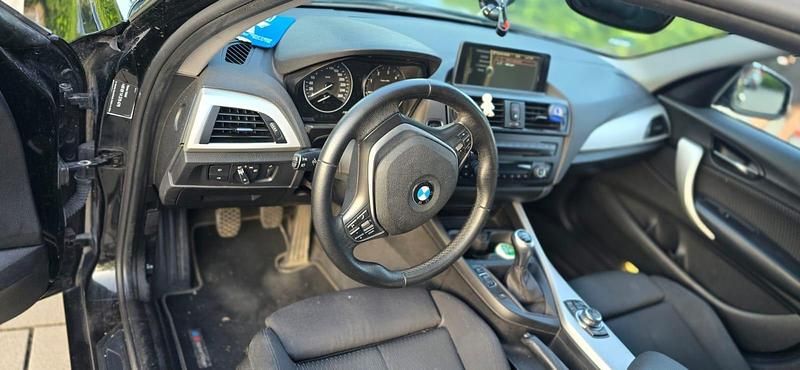 Gebraucht BMW 120 184 PS (135 kW) 2012 Schwarz Kleinwagen