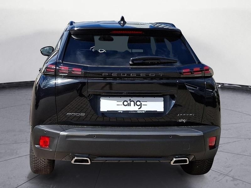 Neu Peugeot 2008 GT 136 PS (100 kW) 2025 Schwarz SUV