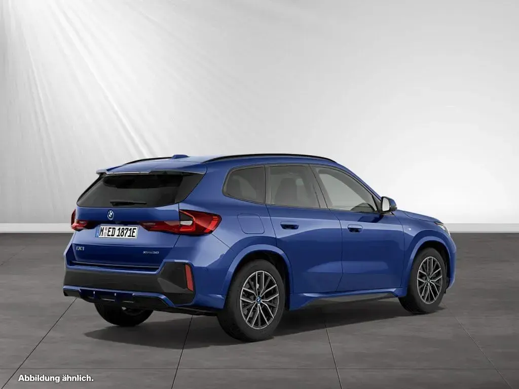 Gebraucht BMW iX1 M Sport 230 kW (313 PS) 2025 Portimao blau metallic SUV
