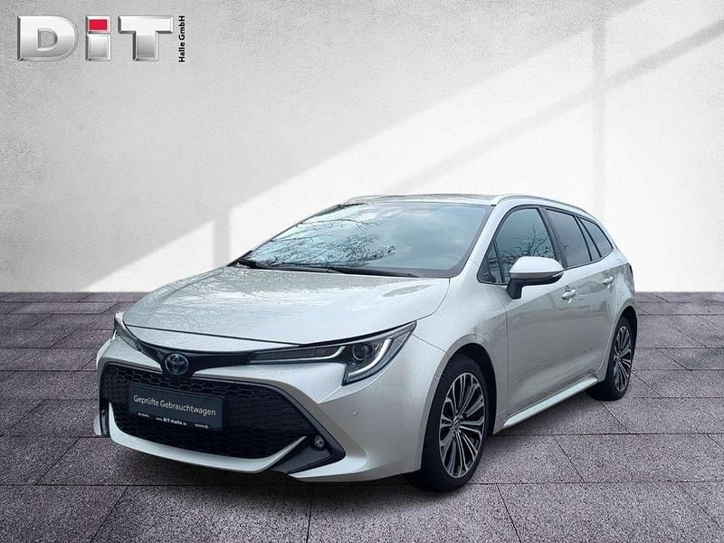 Gebraucht Toyota Corolla Team 122 PS (89 kW) 2022 Cosmicsilber (metallic) Kombi