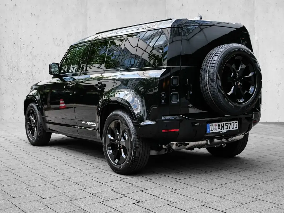 Neu Land Rover Defender HSE Dynamic 349 PS (256 kW) 2026 Schwarz SUV