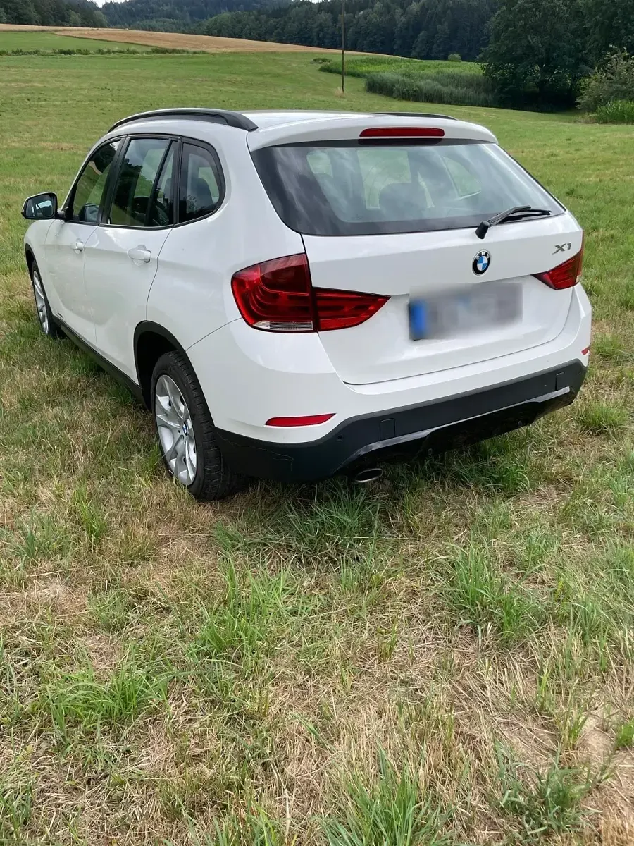 Gebraucht BMW X1 143 PS (105 kW) 2014 Weiß SUV