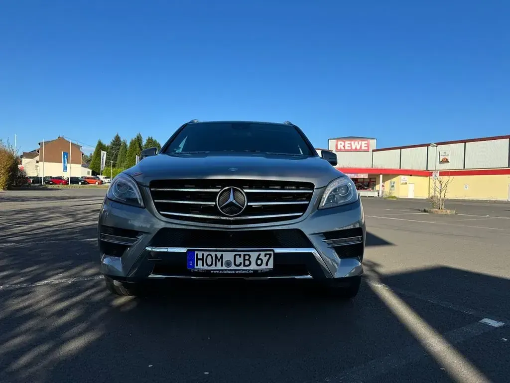 Gebraucht Mercedes ML350 AMG 258 PS (189 kW) 2014 Grau SUV