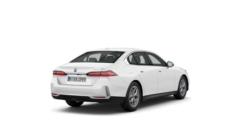 Neu BMW 520 197 PS (144 kW) 2025 Alpinweiss uni Limousine