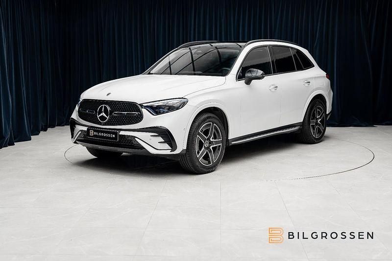 Weiß Gebraucht 2023 Mercedes GLC400d AMG Line Premium Plus SUV | 70.567 € (Fairer Preis) - Bild 1/4