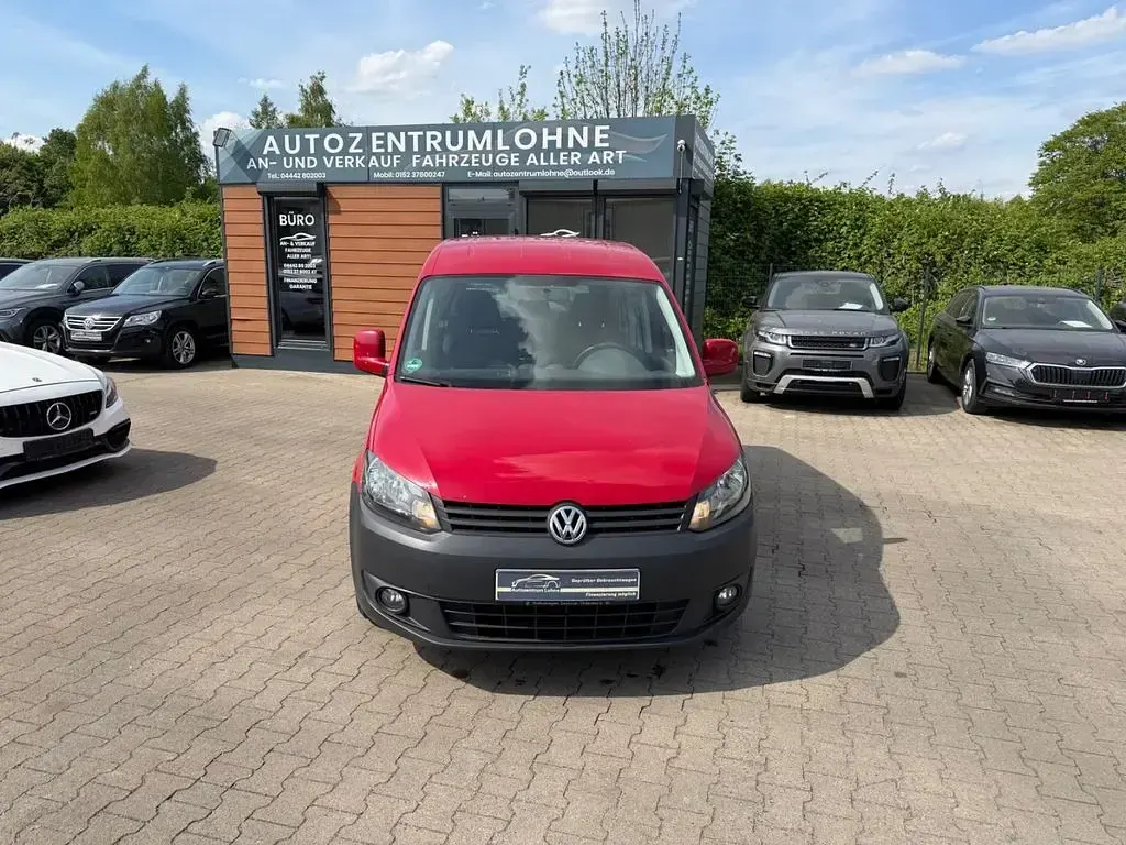 Gebraucht VW Caddy Trendline 102 PS (75 kW) 2014 Rot Van / Kleinbus