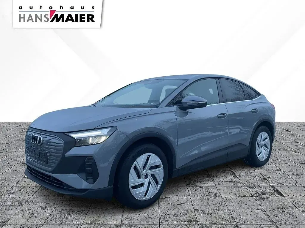 Gebraucht Audi Q4 Sportback e-tron Ambiente 150 kW (204 PS) 2022 Kieselgrau SUV